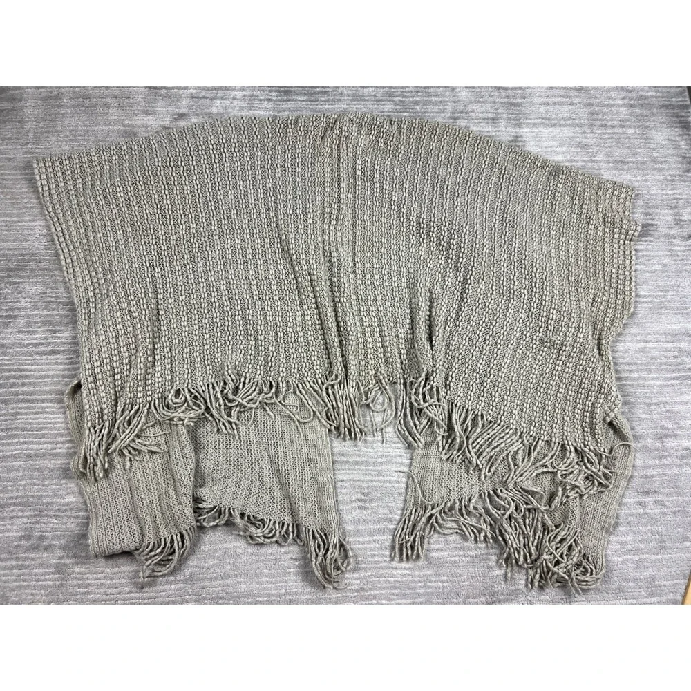 Cato Poncho Womens OS Gray Chunky‎ Knit Fringe Open Front Wrap Boho Oversized